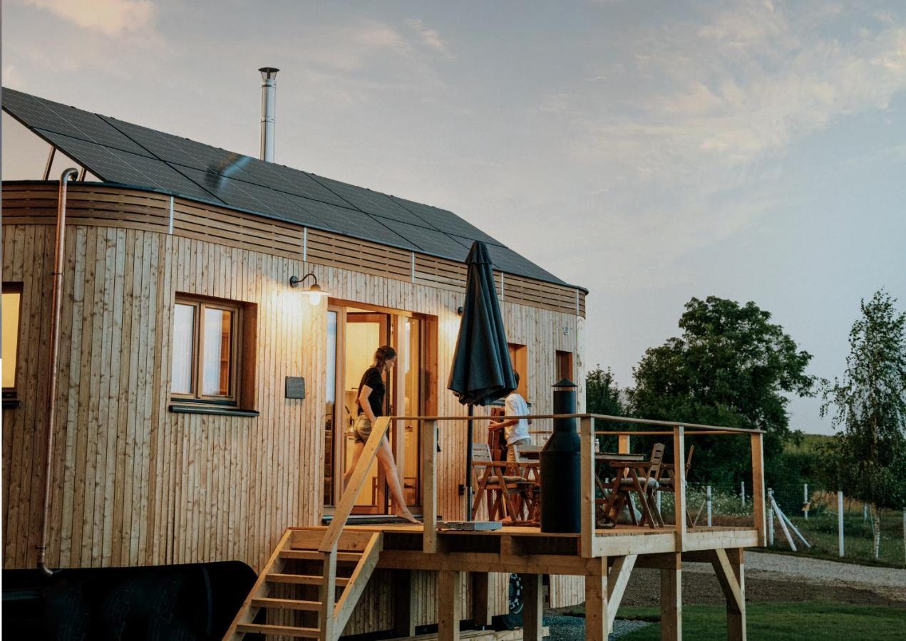 Вілла Wohnwagon Paul - Autarkie Erleben! - Tiny House Oberschneiding Екстер'єр фото